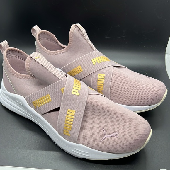 Puma Wired Run Slip On Violet w/ Gold Detail Sneakers 382299-05, Women’s size 9 - Picture 3 of 13